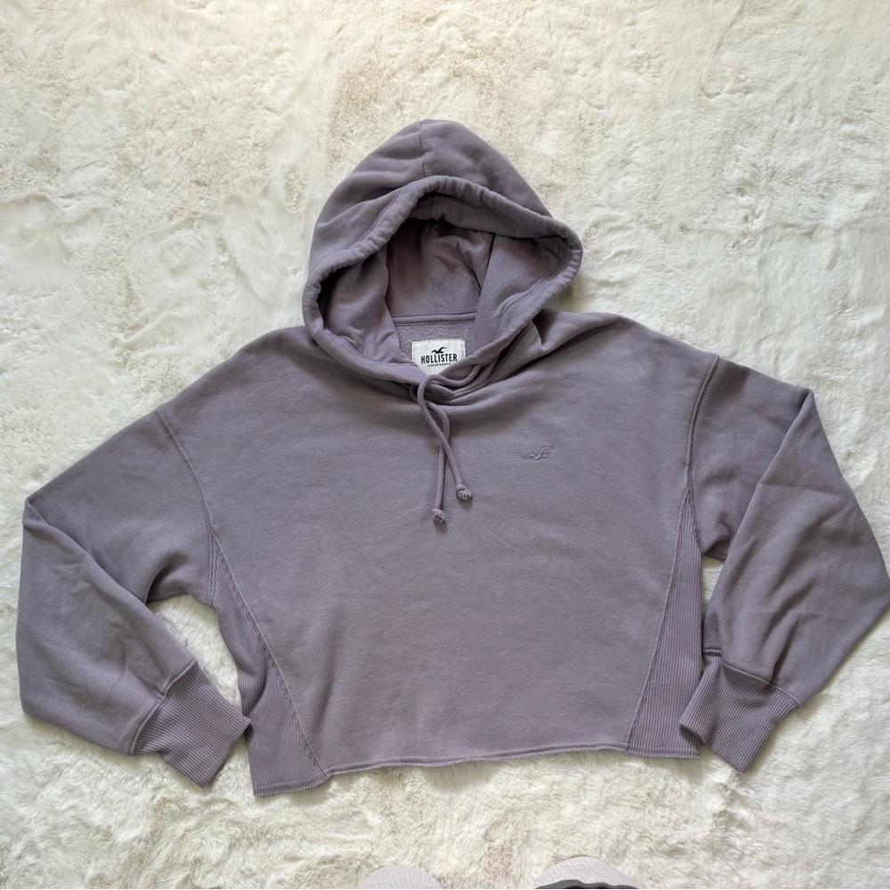 Hollister Women's Purple/grey crop Hoodie